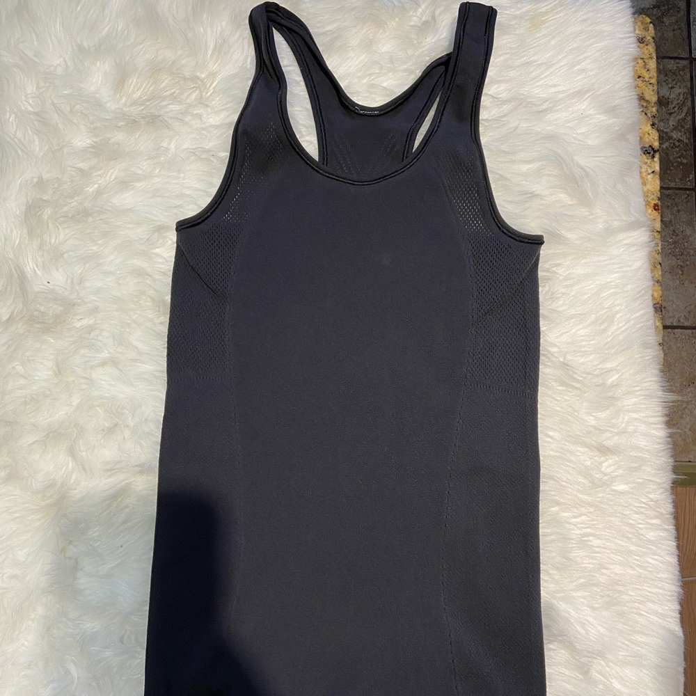 Lululemon shirt